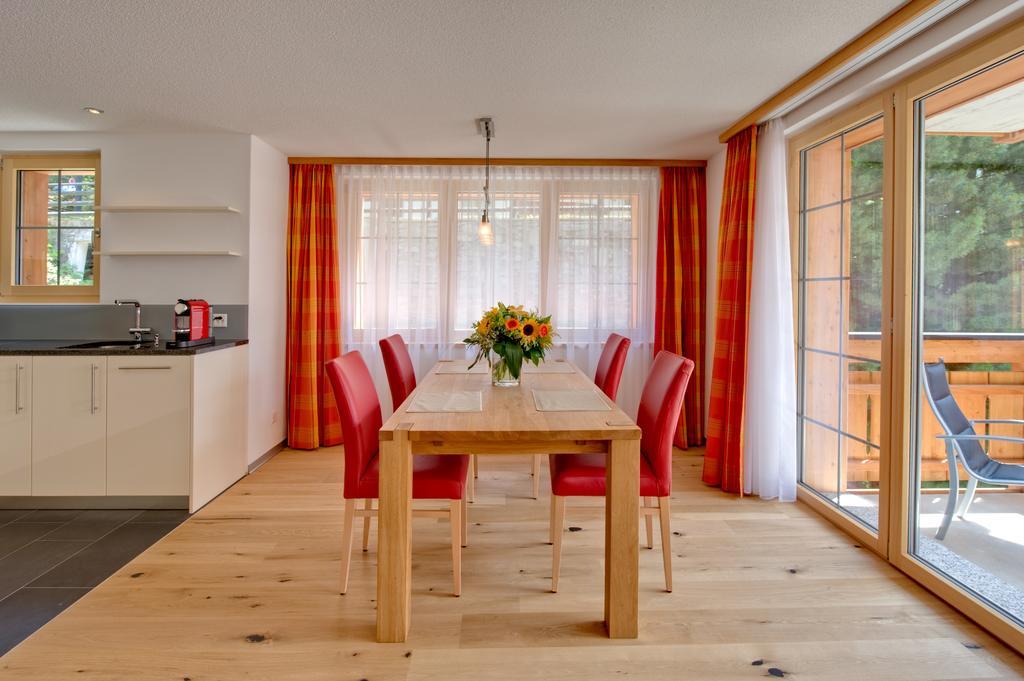 Jägerhof Serviced Apartements Zermatt Zimmer foto