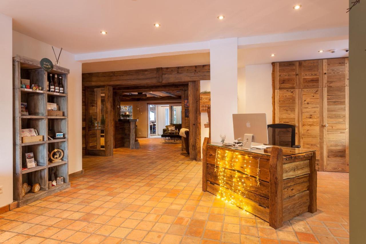 Jägerhof Serviced Apartements Zermatt Exterior foto