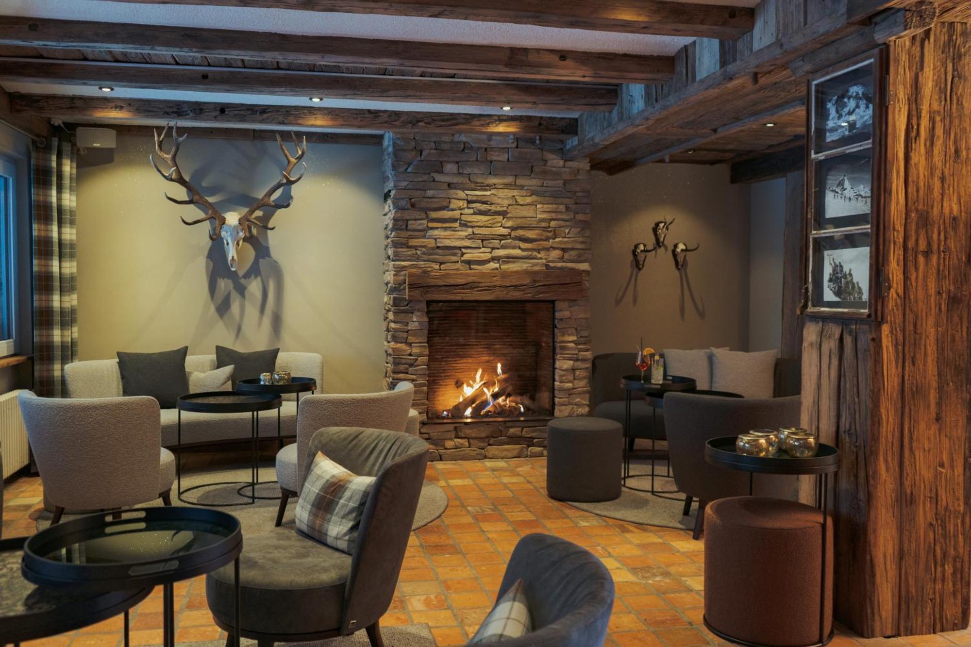 Jägerhof Serviced Apartements Zermatt Exterior foto